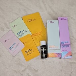 Good Molecules Travel Size Bundle